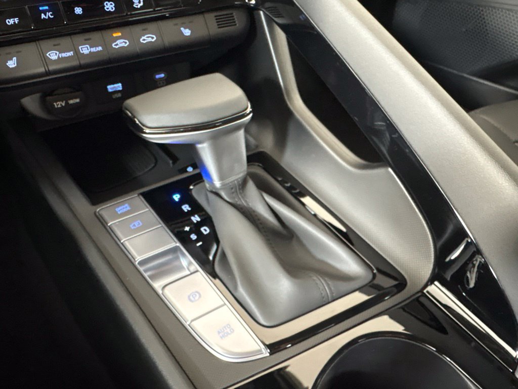 New 2026 Hyundai Elantra Limited FWD image 36