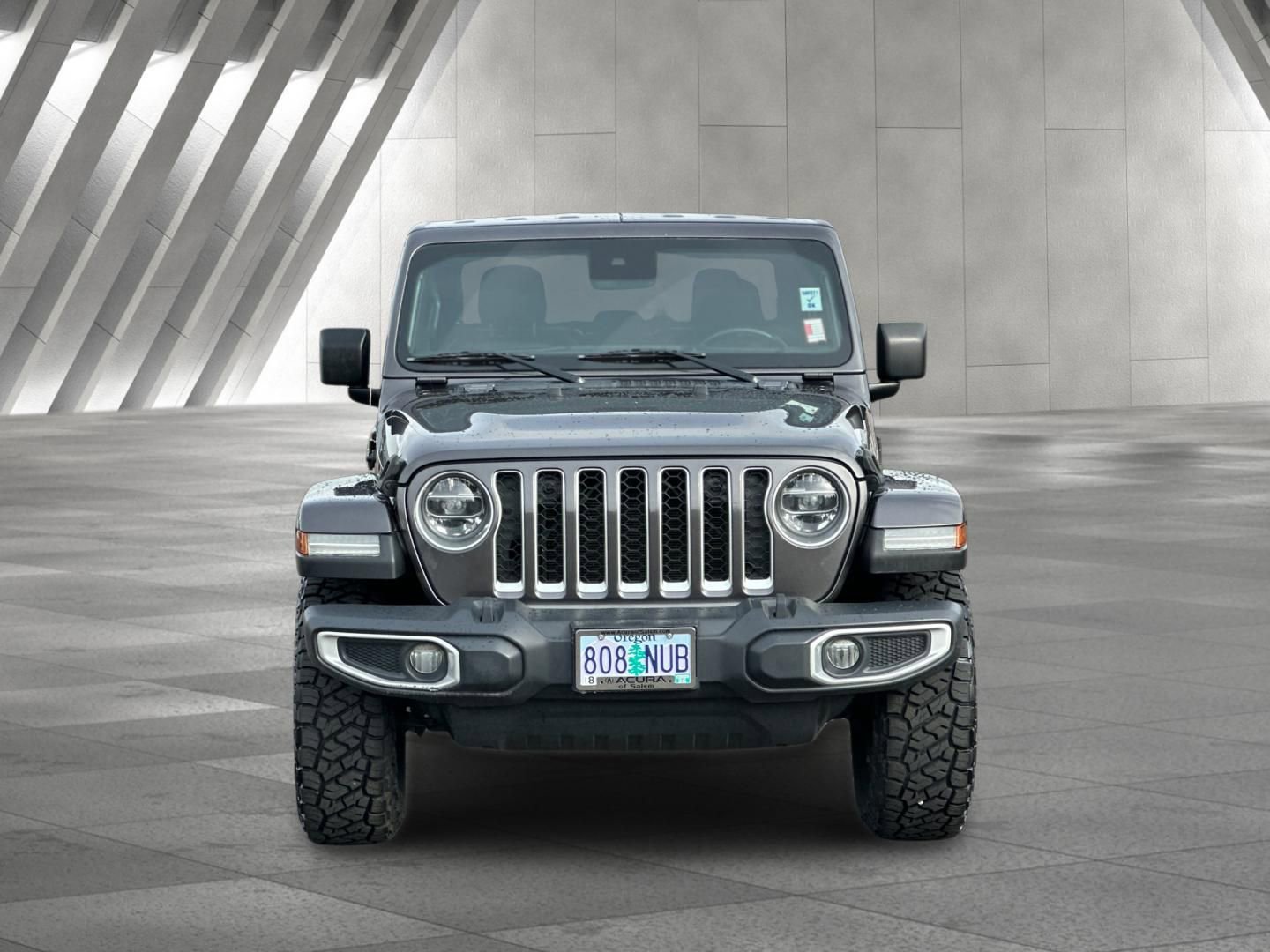 Used 2020 Jeep Gladiator Overland image 9