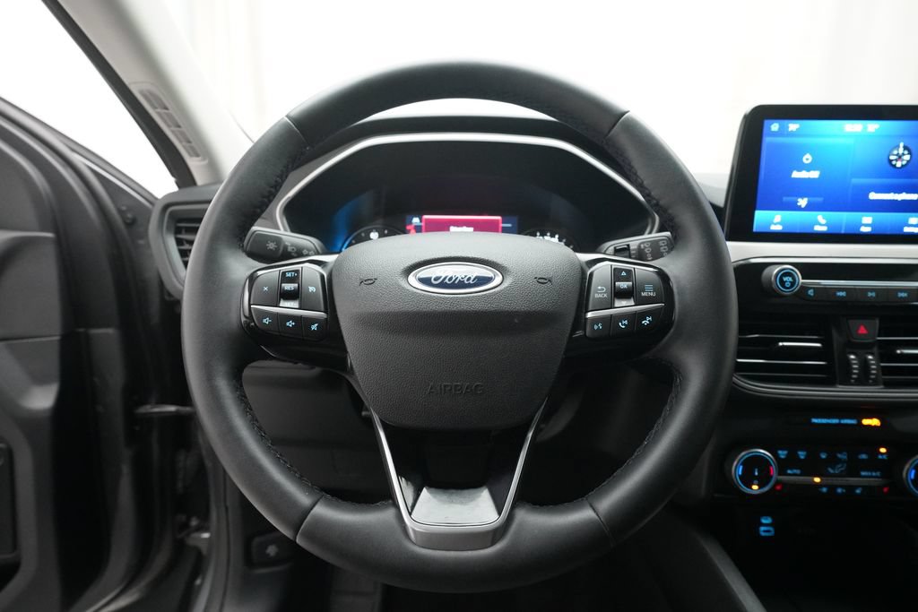 Used 2022 Ford Escape SE w/ Convenience Package AWD/4WD image 4