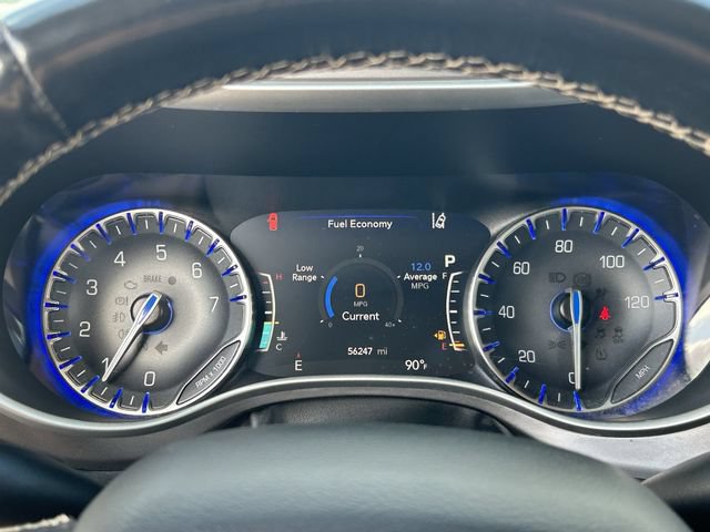 Used 2021 Chrysler Pacifica Touring-L FWD image 30