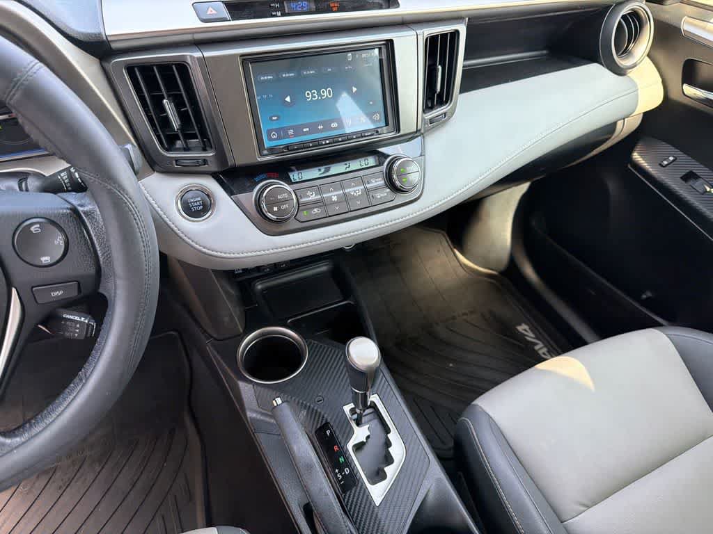Used 2015 Toyota RAV4 Limited w/ Outdoor Package FWD image 26