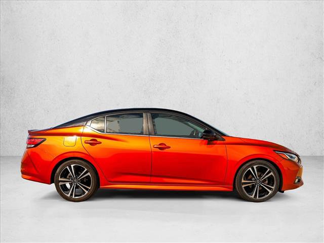 Used 2022 Nissan Sentra SR w/ SR Premium Package FWD image 4