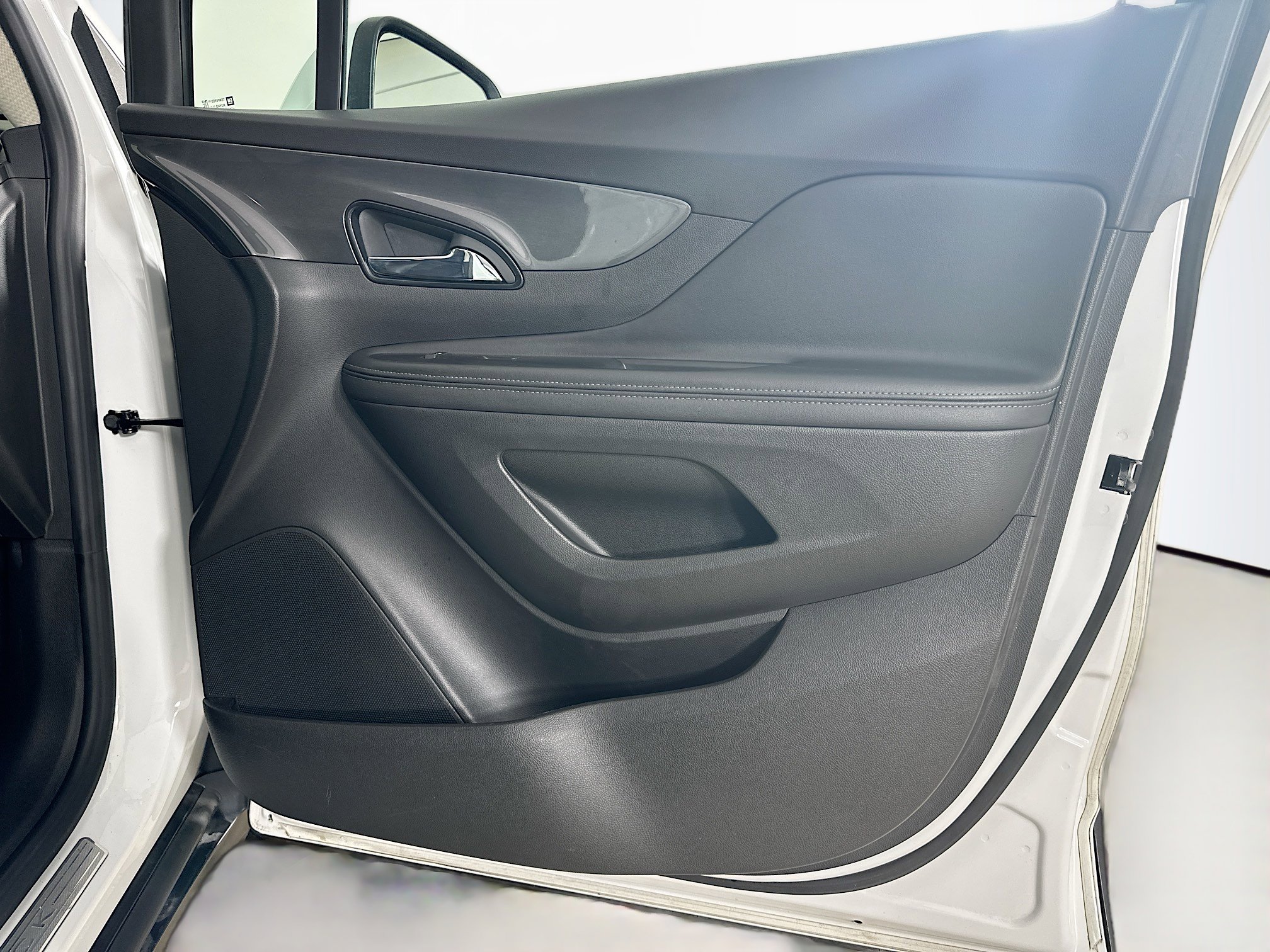 Used 2019 Buick Encore Preferred FWD image 40