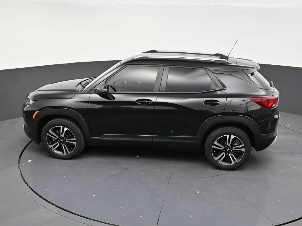 Used 2023 Chevrolet TrailBlazer LT w/ Convenience Package AWD/4WD image 13