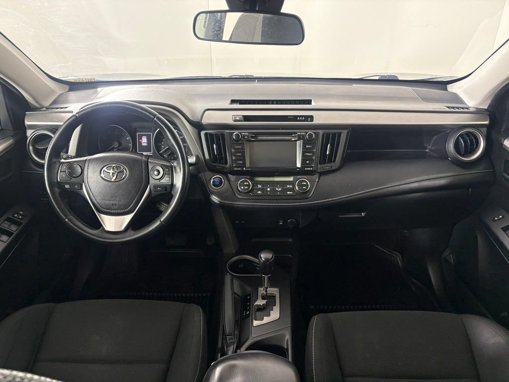 Used 2018 Toyota RAV4 XLE w/ Plus Extra Value Package AWD/4WD image 38