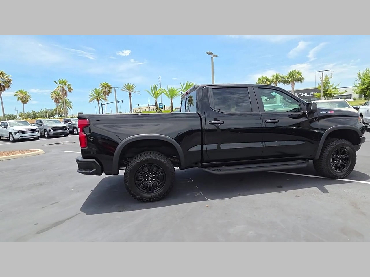 New 2026 Chevrolet Silverado 1500 ZR2 AWD/4WD image 18
