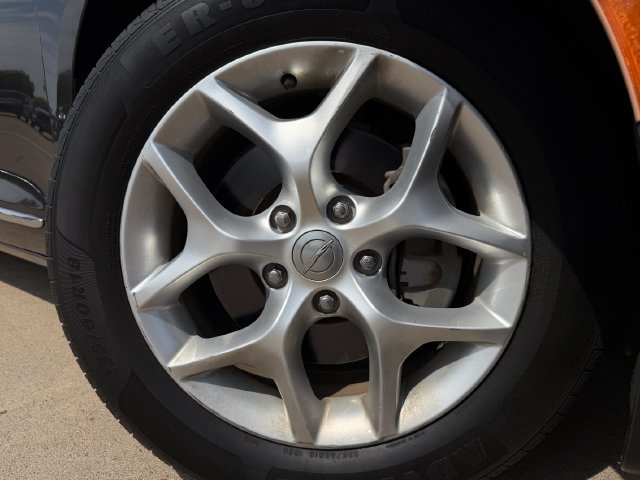 Used 2018 Chrysler Pacifica Touring-L w/ Tire & Wheel Group FWD image 8