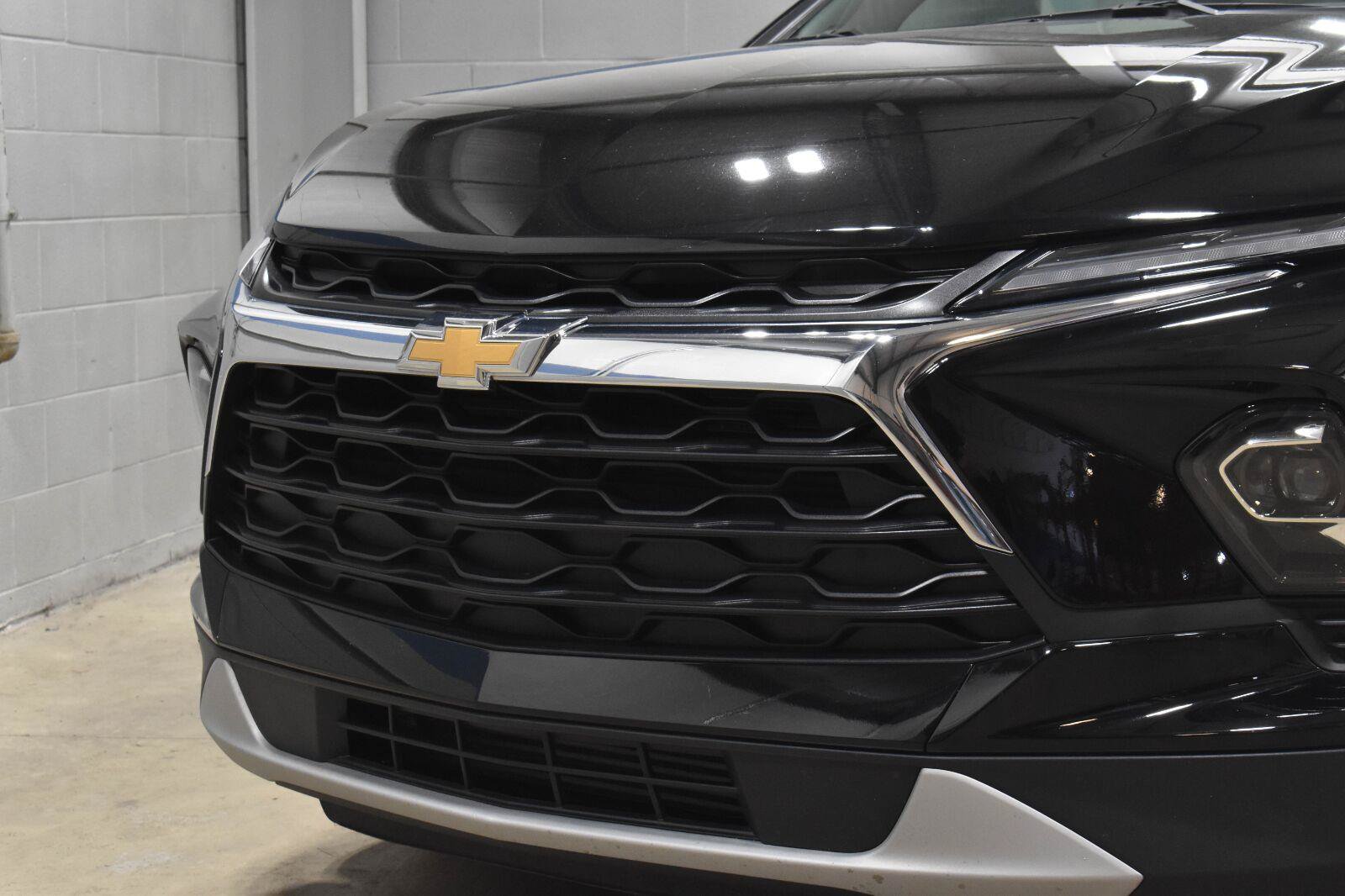 Used 2024 Chevrolet Blazer LT w/ Convenience Package AWD/4WD image 30