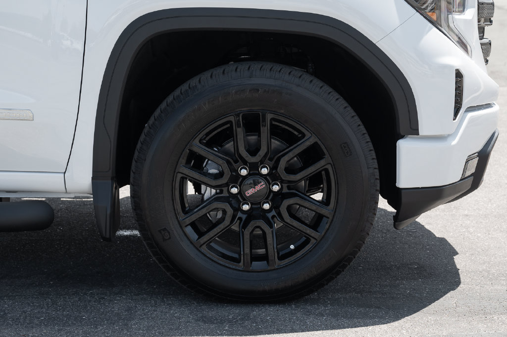Used 2026 GMC Sierra 1500 Elevation AWD/4WD image 12