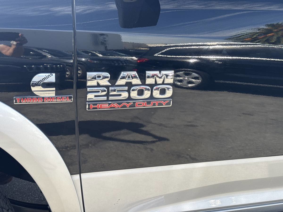 Used 2014 RAM 2500 Laramie w/ Convenience Group AWD/4WD image 9