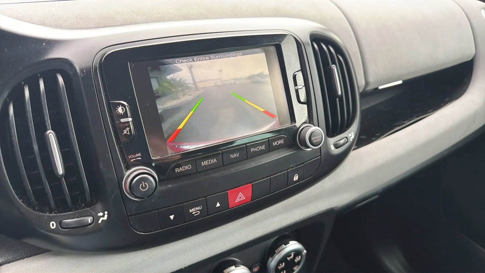 Used 2014 FIAT 500L Easy image 19