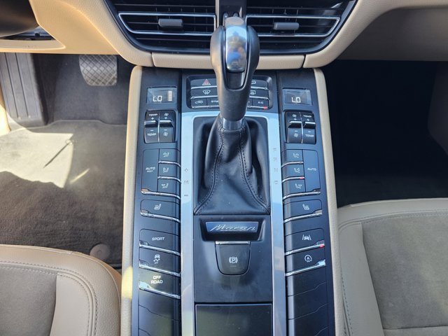 Used 2021 Porsche Macan AWD/4WD image 54