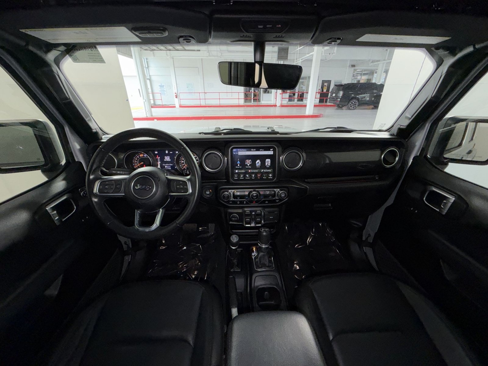 Used 2022 Jeep Wrangler Unlimited Sahara AWD/4WD image 23