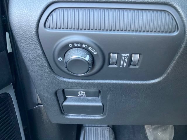 Used 2026 Jeep Grand Wagoneer Limited AWD/4WD image 18