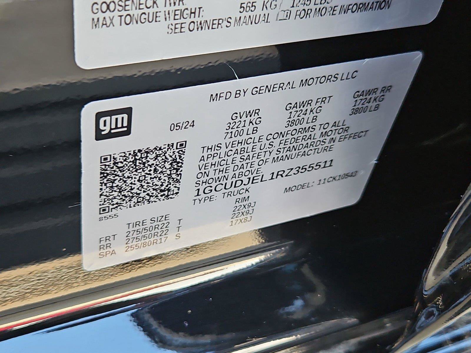 Used 2024 Chevrolet Silverado 1500 High Country AWD/4WD image 31
