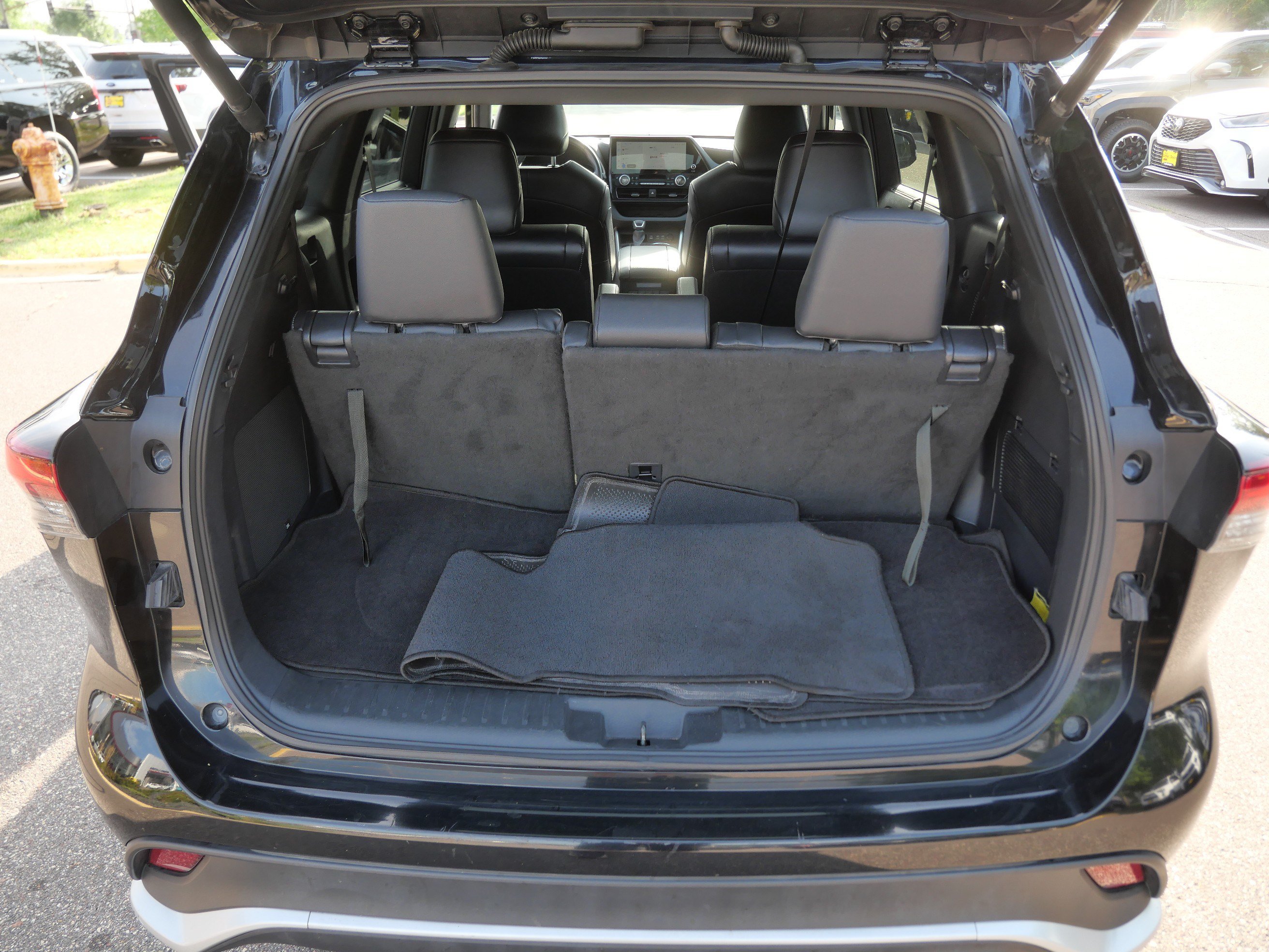 Certified 2025 Toyota Highlander XSE AWD/4WD image 19
