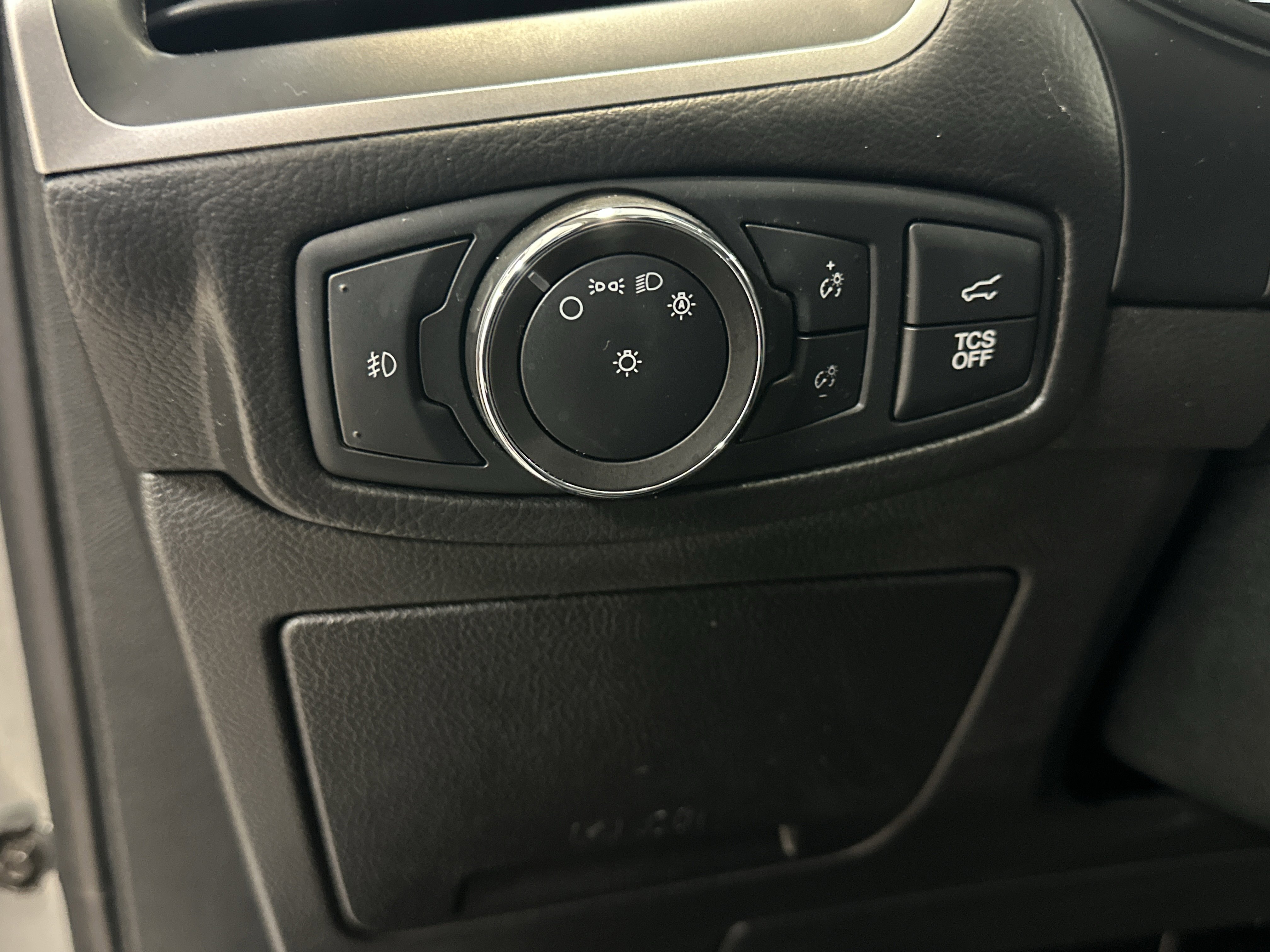 Used 2022 Ford Edge SEL w/ Convenience Package image 22