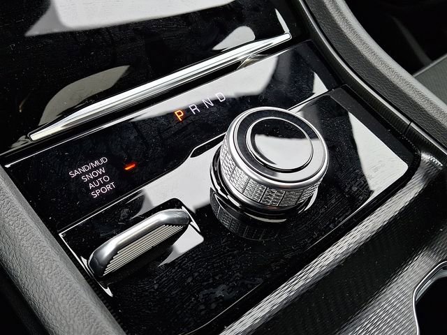 New 2026 Jeep Grand Cherokee Altitude image 12