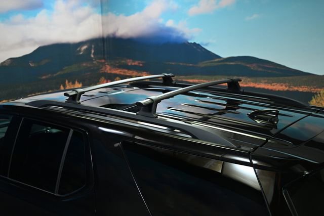 Used 2023 Chevrolet Traverse RS image 15