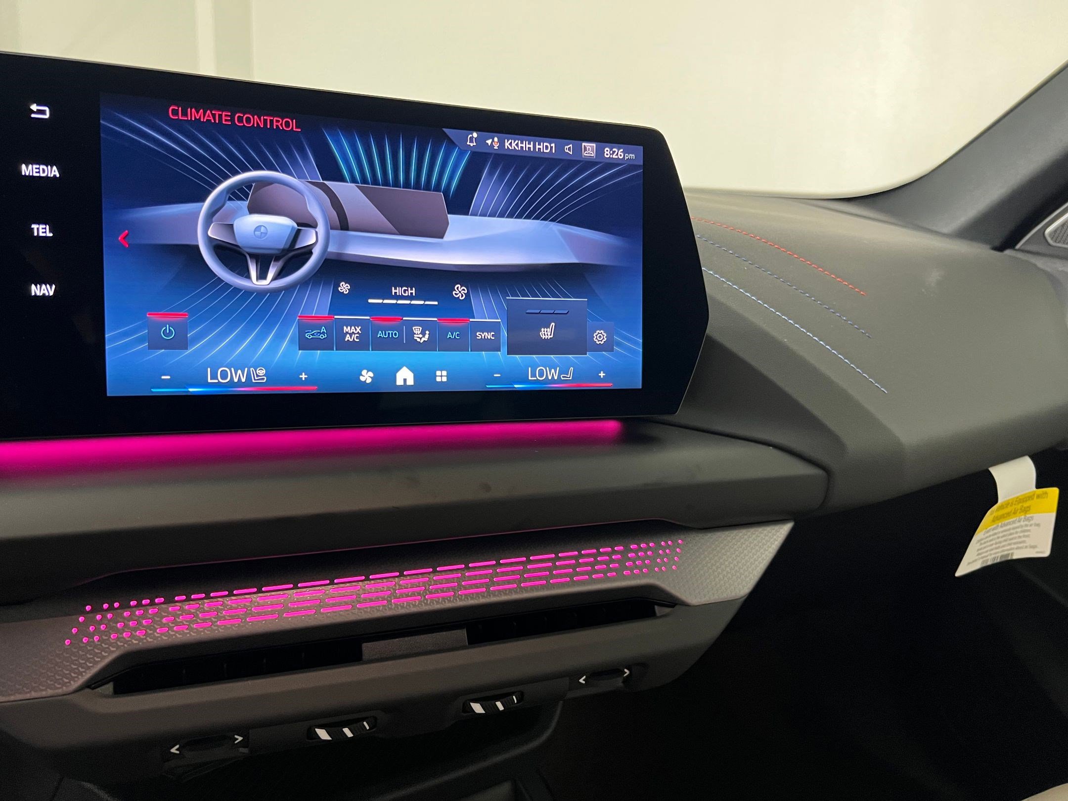 Used 2025 BMW M235i xDrive w/ Premium Package image 28