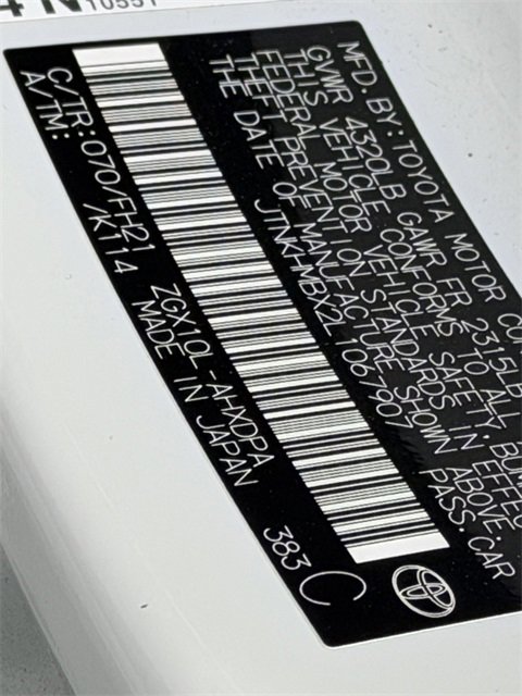 Used 2020 Toyota C-HR LE image 10