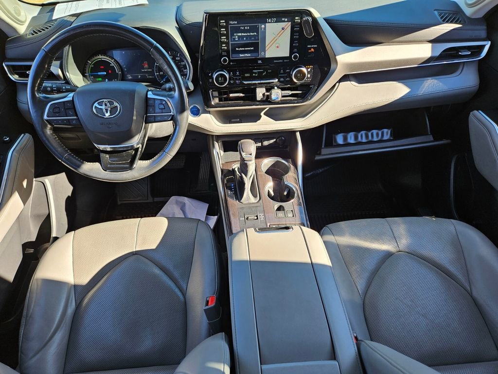 Used 2021 Toyota Highlander Limited image 9