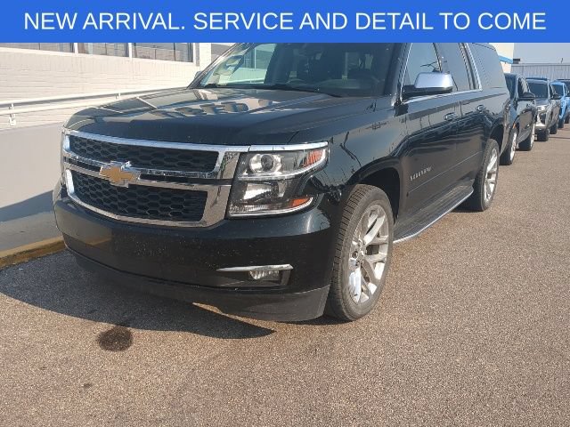 Used 2017 Chevrolet Suburban Premier AWD/4WD image 3