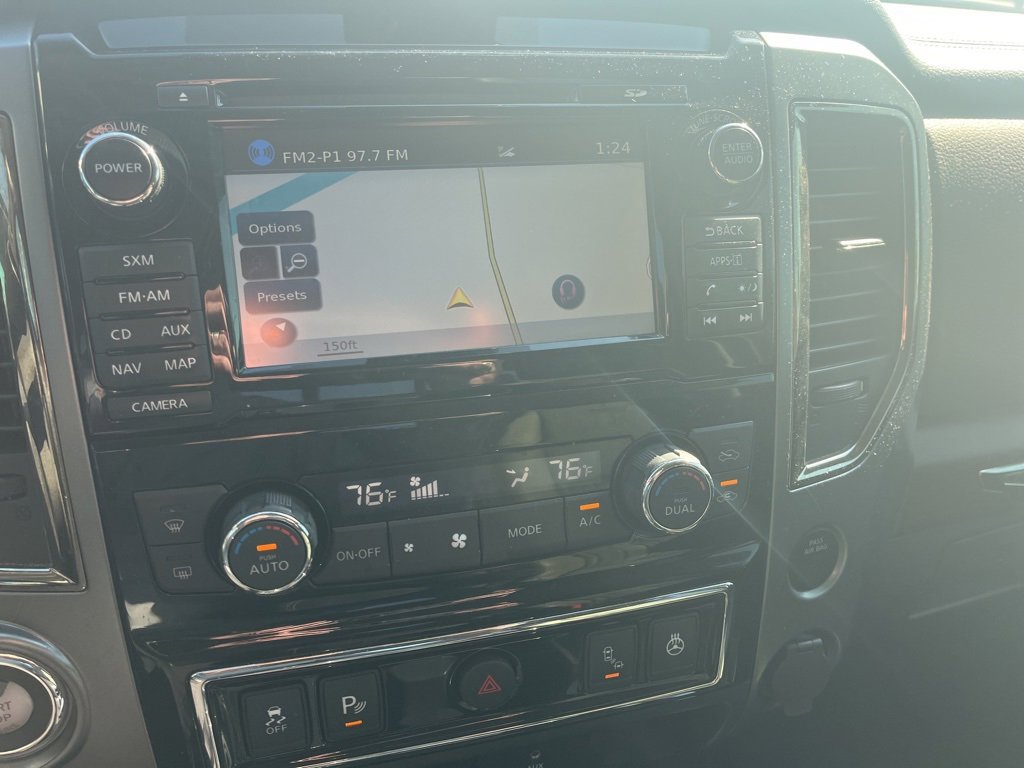 Used 2017 Nissan Titan Platinum Reserve image 11