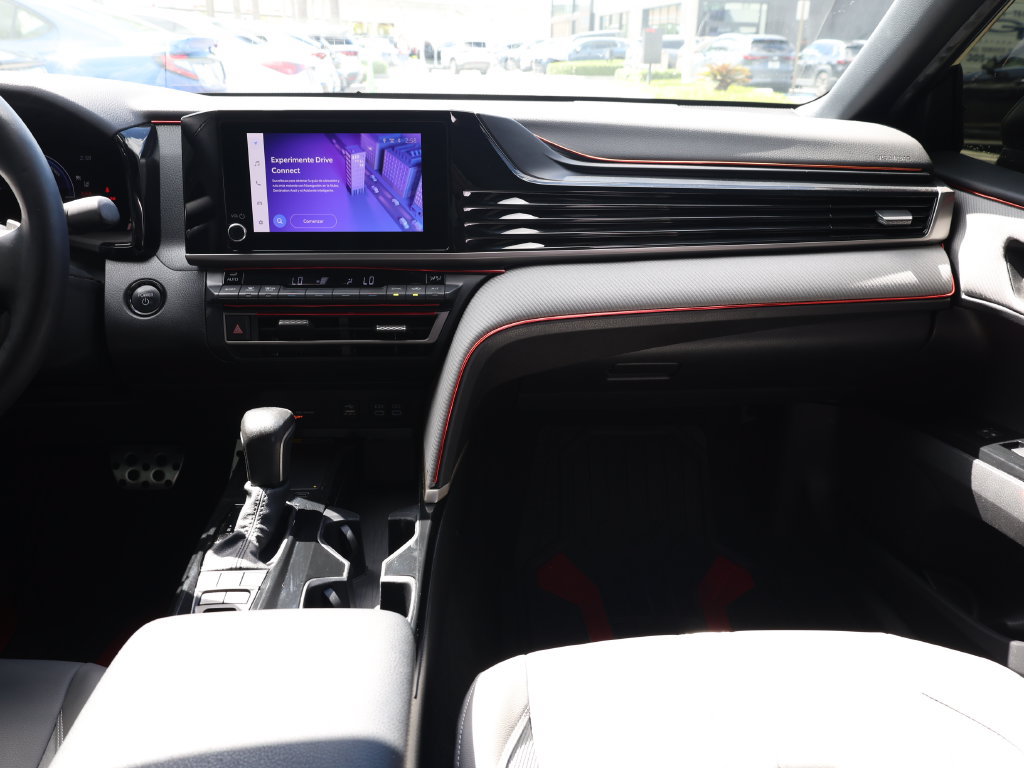 Used 2025 Toyota Camry SE w/ Convenience Package FWD image 21