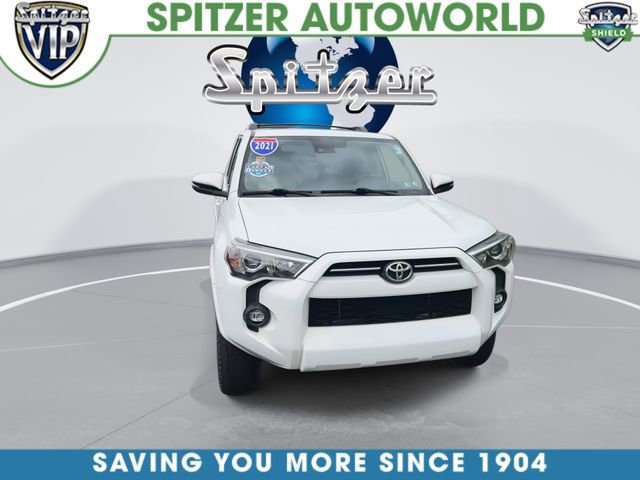 Used 2021 Toyota 4Runner SR5 Premium w/ Moonroof Package AWD/4WD image 3