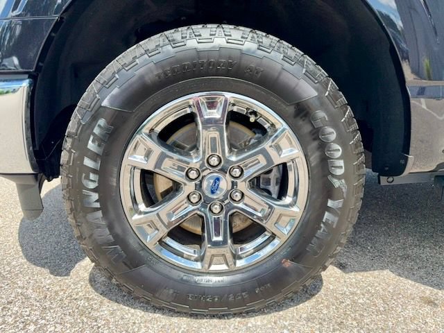 Used 2023 Ford F150 Lariat w/ Trailer Tow Package AWD/4WD image 38