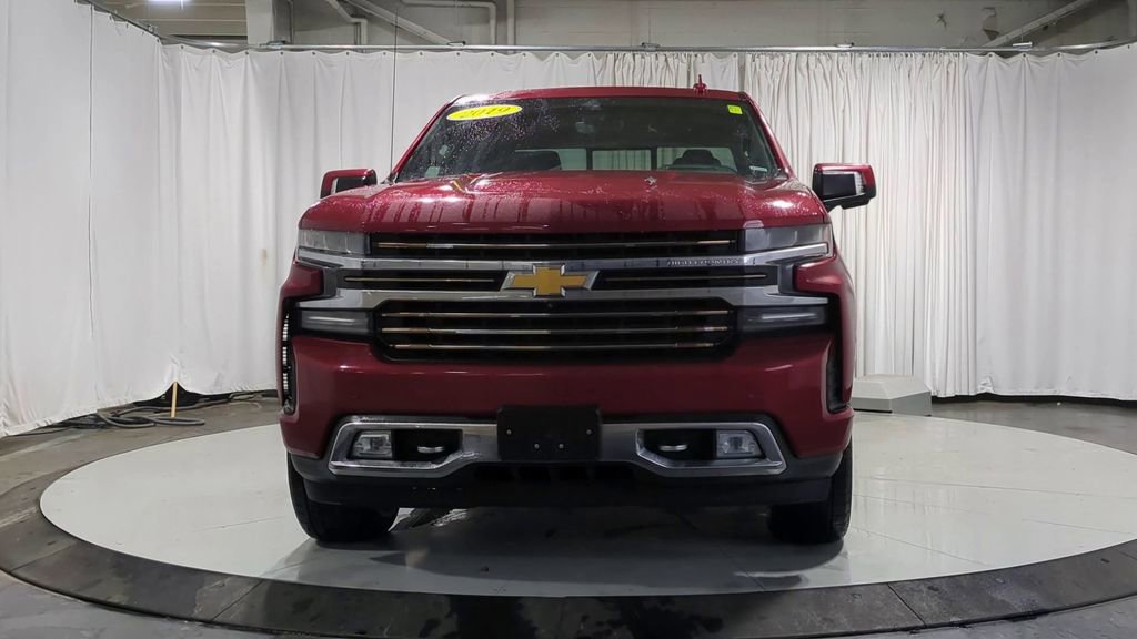 Used 2019 Chevrolet Silverado 1500 High Country w/ Technology Package image 3