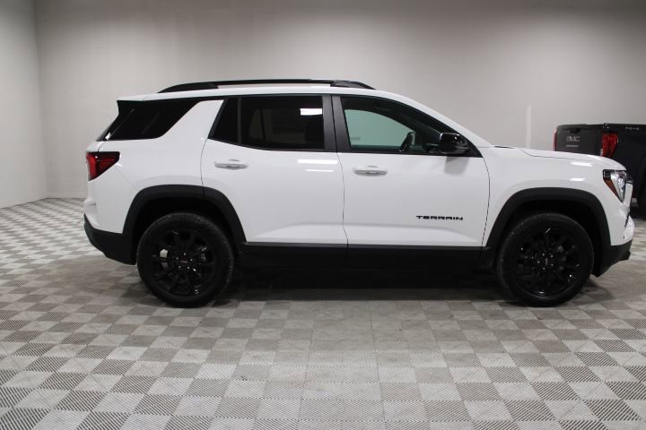 New 2026 GMC Terrain Elevation w/ Black Edition image 9