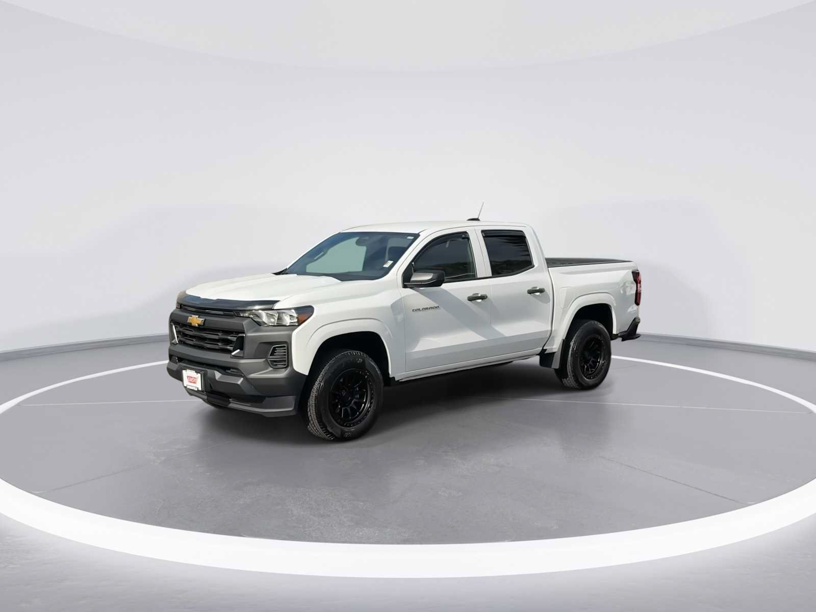 Used 2025 Chevrolet Colorado W/T w/ Advanced Trailering Package RWD image 4