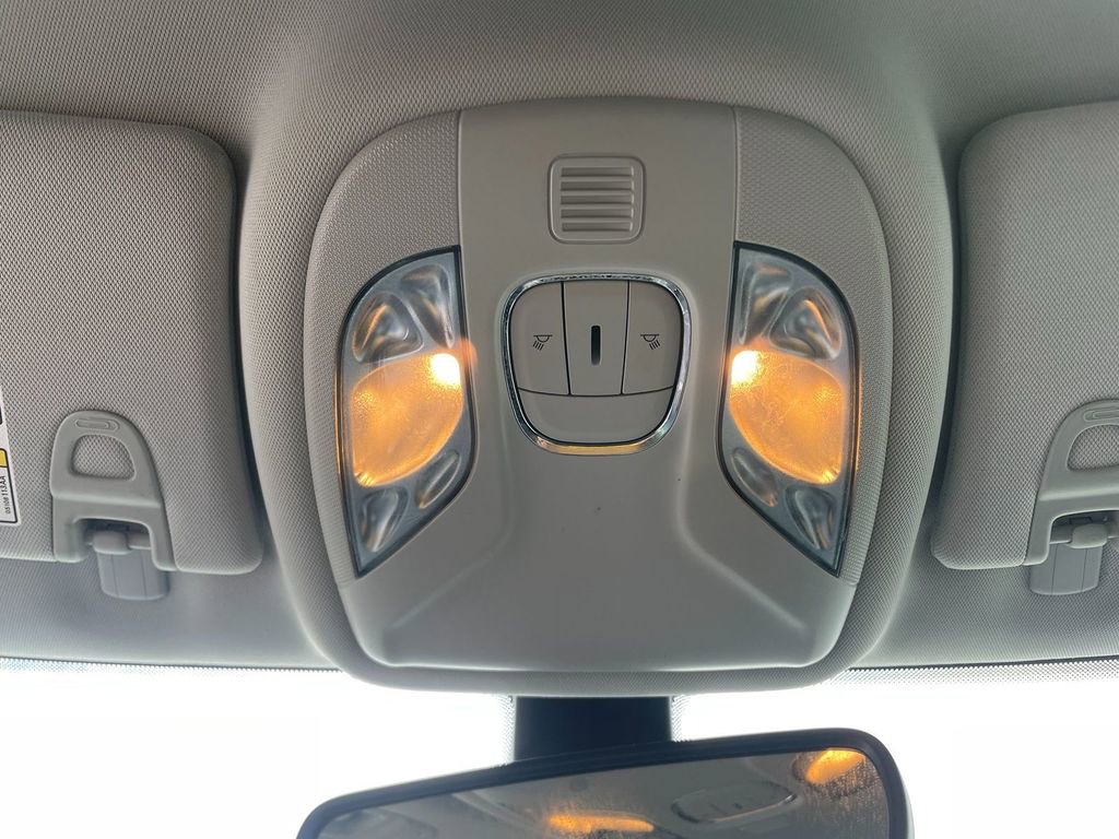 Used 2019 Jeep Compass Latitude w/ Popular Equipment Group AWD/4WD image 23