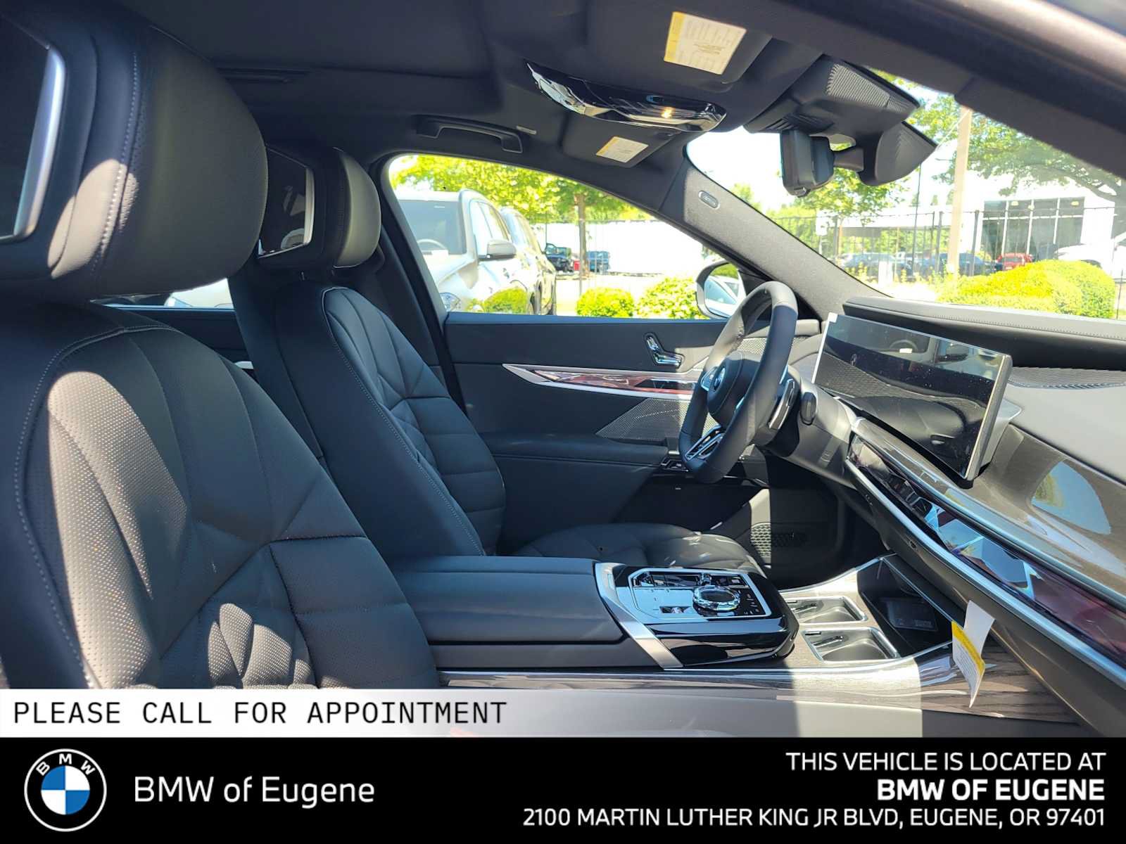 New 2026 BMW 740i xDrive w/ Premium Package AWD/4WD image 11