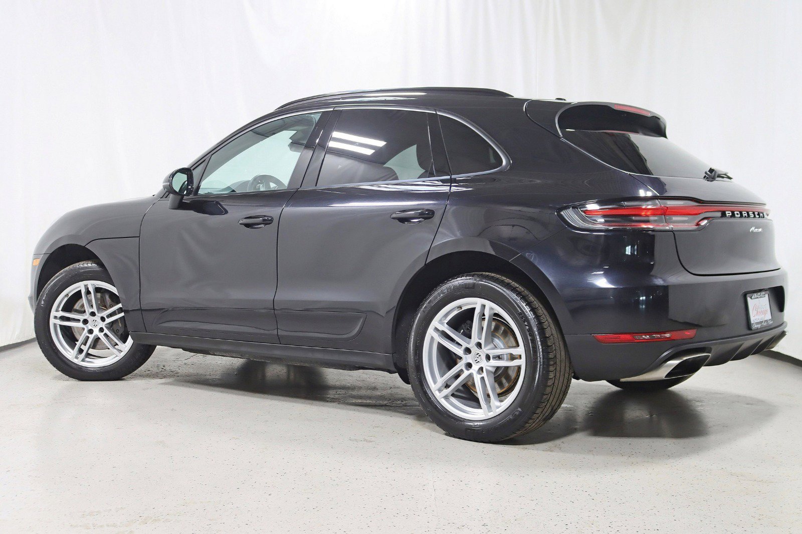 Used 2021 Porsche Macan AWD/4WD image 9