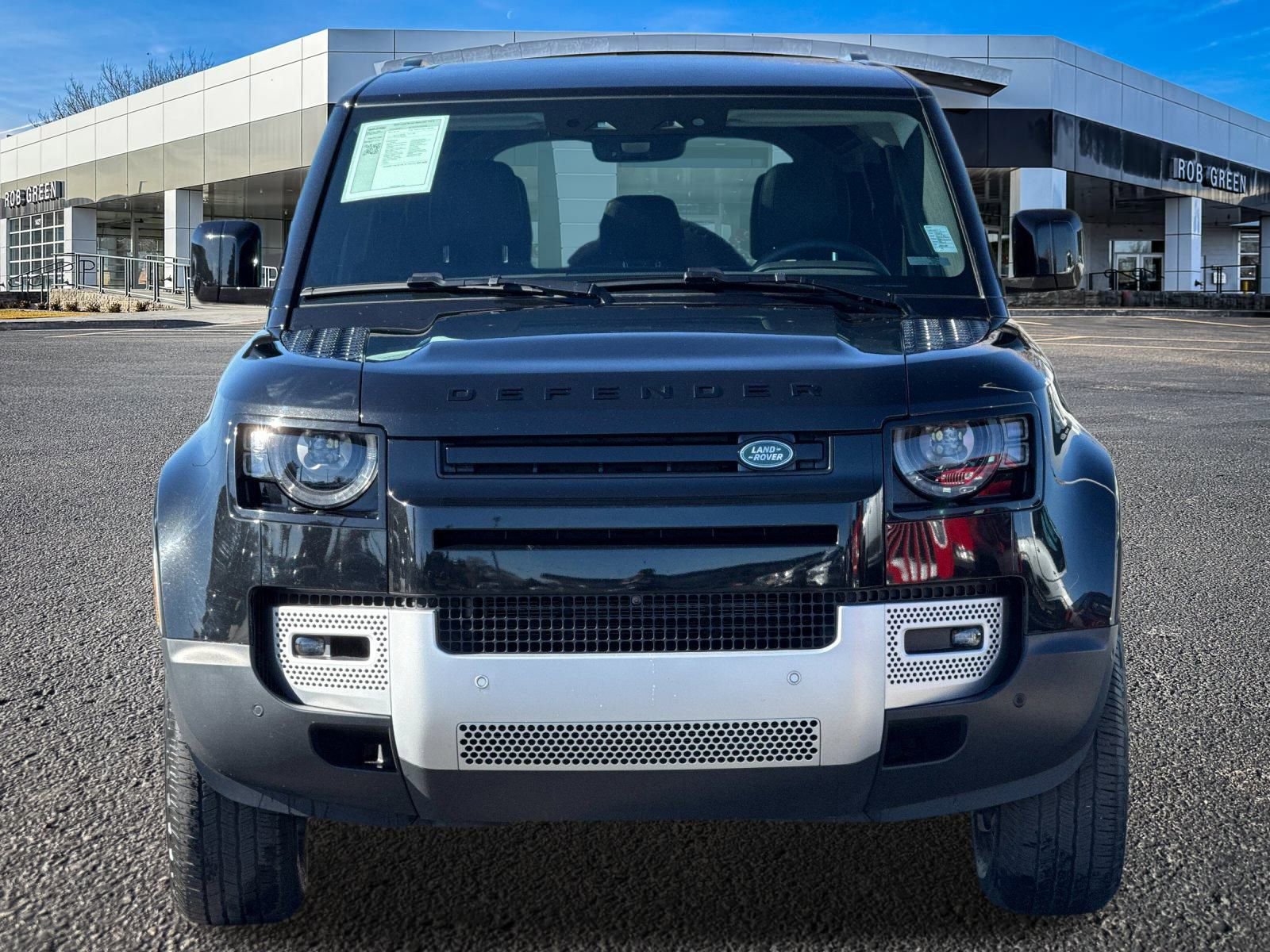 Used 2024 Land Rover Defender 110 S image 8