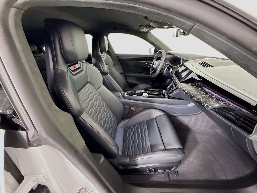 Certified 2025 Audi RS e-tron GT performance w/ Dynamic Plus Package AWD/4WD image 20