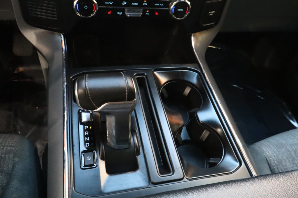 Used 2023 Ford F150 Lightning XLT AWD/4WD image 19
