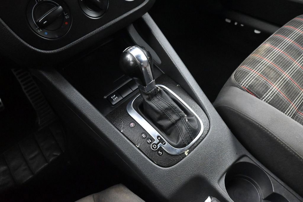 Used 2009 Volkswagen GTI 2-Door FWD image 24