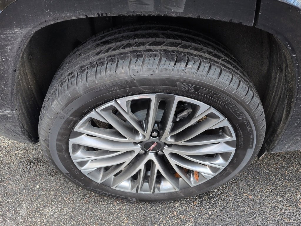 Used 2026 GMC Terrain Denali image 11