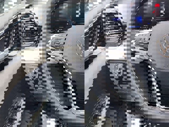 New 2025 Volkswagen Taos S image 26