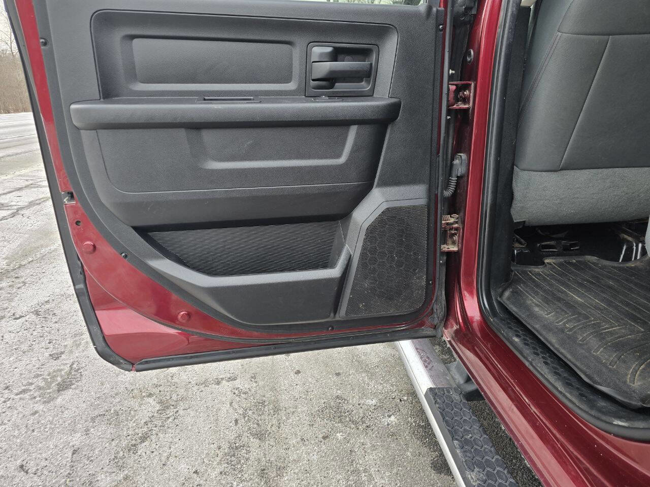 Used 2016 RAM 3500 Tradesman w/ Chrome Appearance Group AWD/4WD image 14