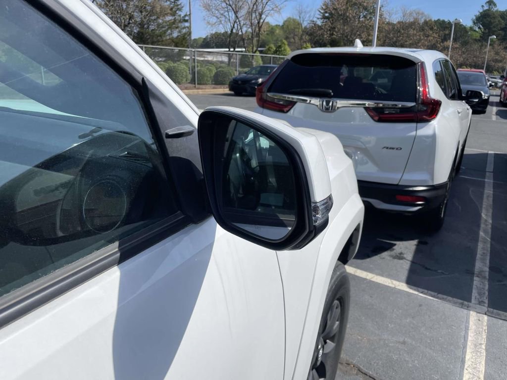 Used 2023 Toyota Tacoma SR5 w/ Technology Package image 32