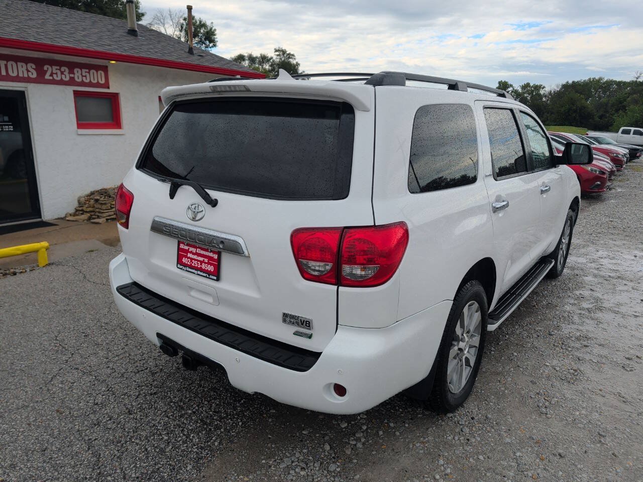 Used 2016 Toyota Sequoia Limited AWD/4WD image 3