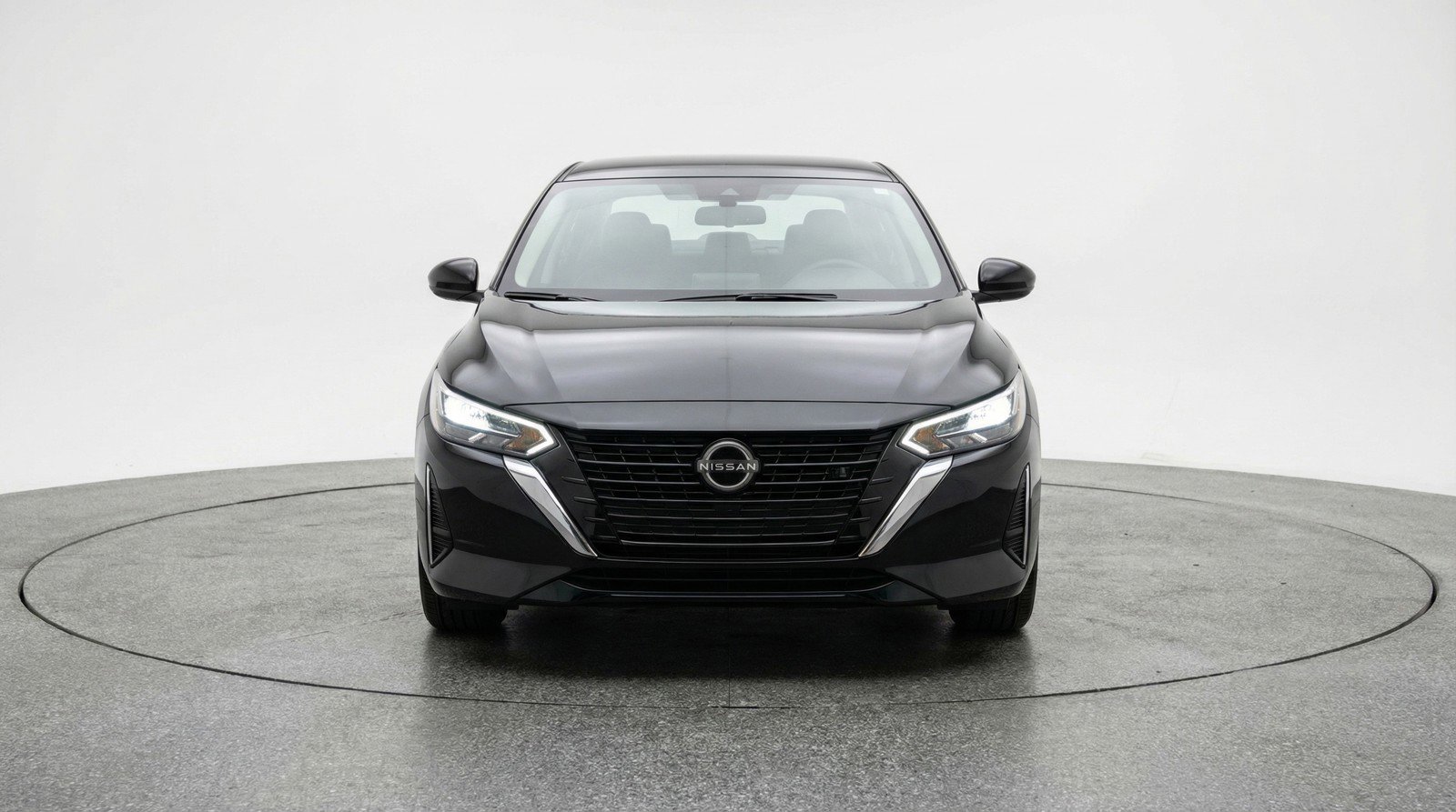 Used 2025 Nissan Sentra S image 2