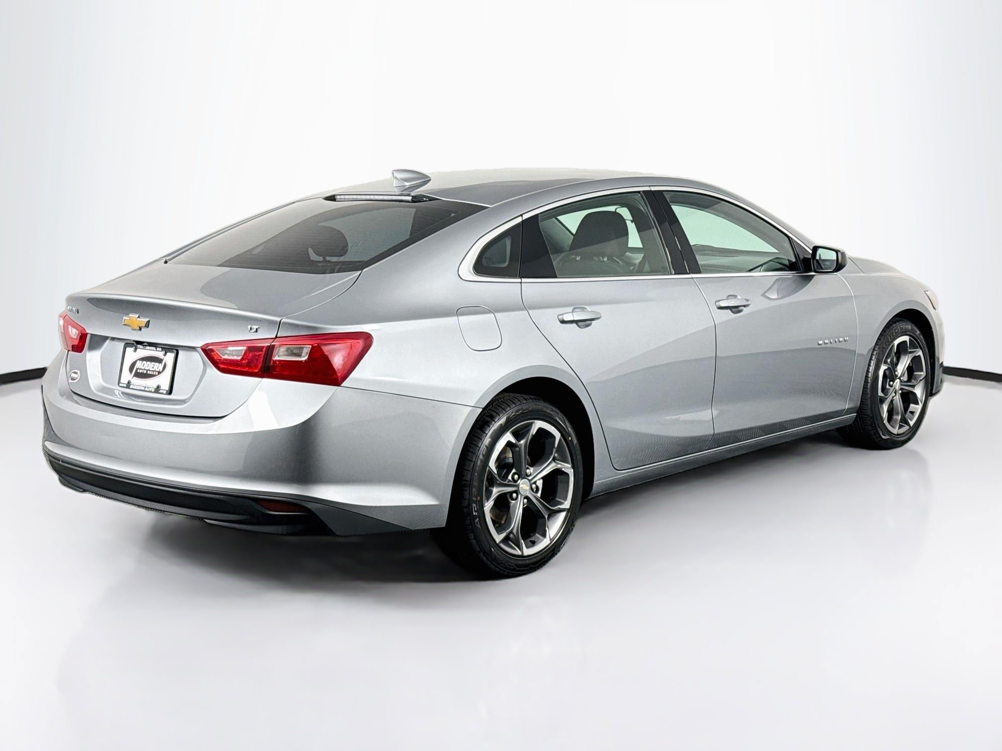 Used 2023 Chevrolet Malibu LT FWD image 15