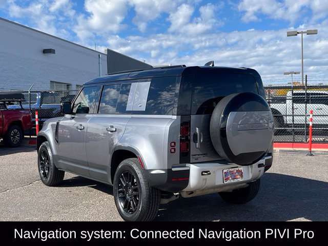 Used 2023 Land Rover Defender 110 SE AWD/4WD image 3