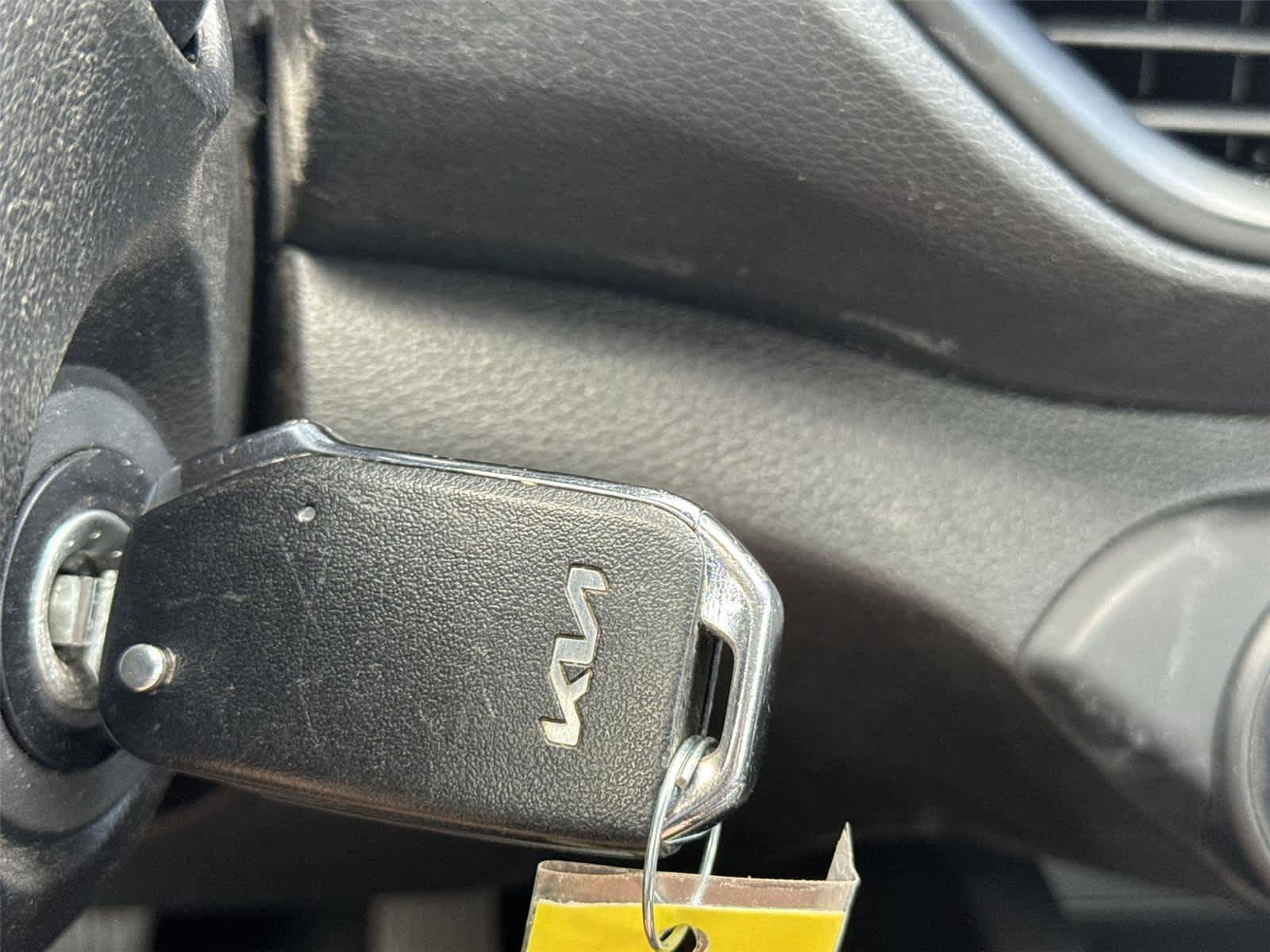 Used 2023 Kia Forte LXS w/ LXS Technology Package FWD image 29